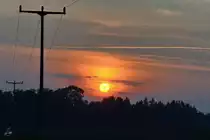 Die letzten Sonnenstrahlen beenden einen schönen Sommertag. (Jarmen, August 2012)