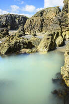 Felsen an der Südküste von Howth Head. Aufnahme: 12. Mai 2018.