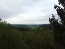 BERGISCHES LAND-BLICK VOM BAUMWIPFELPFAD PANARBORA/WALDBRÖL
Aus ca. 18-25 Meter Höhe über Grund hat man hier aus Baumwipfelhöhe einen
Blick übers BERGISCHE LAND zur SIEGREGION und den WESTERWALDHÖHEN im
Hintergrund....am 6.5.2019