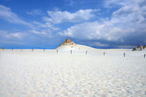 Die Lontzkedüne (polnisch Wydma Łącka)liegt auf der 17 Kilometer langen Nehrung zwischen dem Lebasee und der Ostsee. 
Aufnahme: 17. August 2020.