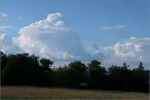 Wolkenbilder des Tiefs 'Bernd' -

Quellwolken, aufgenommen bei Kernen-Rommelshausen.

16.07.2021 (M)
