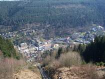 Blick auf Bad Wildbad (W�rttemberg) von der Ausichtsplatform der Sommerbergbahn. 
