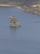 Blick direkt vom Pass ins Tal.