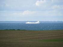 Vor der K�ste bei Boltenhagen/Steinbeck, L�becker Bucht verkehren zahlreiche F�hren, die vom Skandinavienkai aus L�beck/travem�nde kommen, 13.09.2008