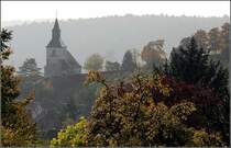 Eine Kirche im Stuttgarter Stadtteil Obertürkheim. 

11.10.2008 (M)