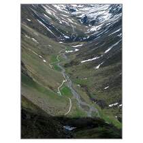 Rundung -

Blick in das abgerundete Tal der Unteralpreuss. 

23.05.2008 (M)