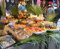 Voil� die Vorspeise...
oder die Zutaten dazu. Da passt sicher gut zum europ�ischen Landschaftsbildmen�. Nur mit der Kategorienwahl hatte ich Probleme. Vielleicht gibt es ja noch einen Wein aus Luxembourg. 
( Januar 2008)