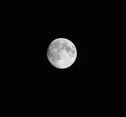 In der Nacht vom 21.09.10 auf den 22.09.10 zeigte sich so der Mond am oberfr�nkischen Himmel.