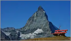 Einen wunderbaren Ausblick hat der Wanderer der sich auf dieser Bank nach erfolgtem Aufstieg niederl�sst.