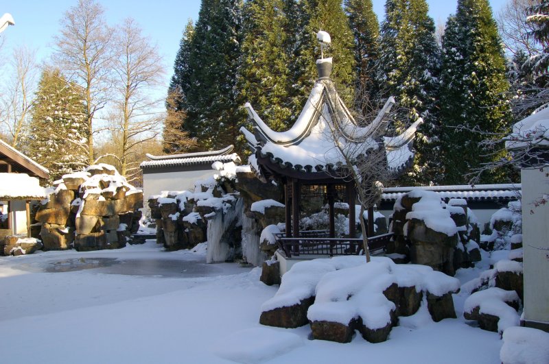 Winterlandschaft - Chinesischer Garten im Botanischen Garten in Bochum